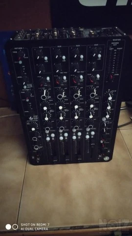 Model 1, 4 Play Differently Richie Hawti