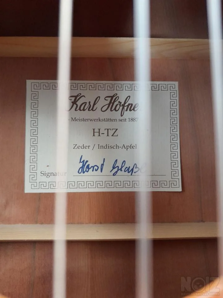 Karl Höfner 4/4 Klassic Guitar