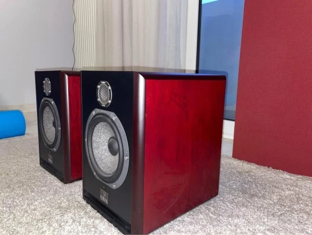 Focal Solo be ζευγάρι