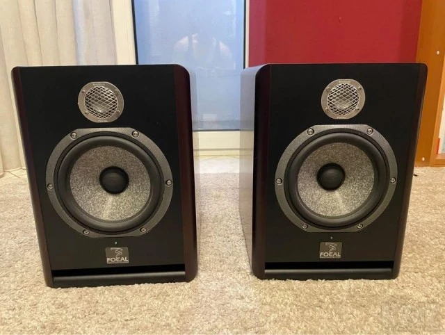 Focal Solo be ζευγάρι
