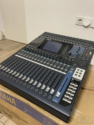 ψηφιακή κονσόλα ήχου YAMAHA DM1