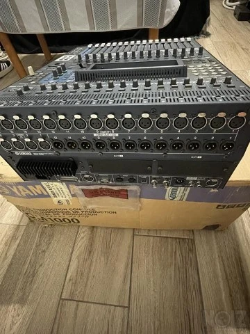 ψηφιακή κονσόλα ήχου YAMAHA DM1