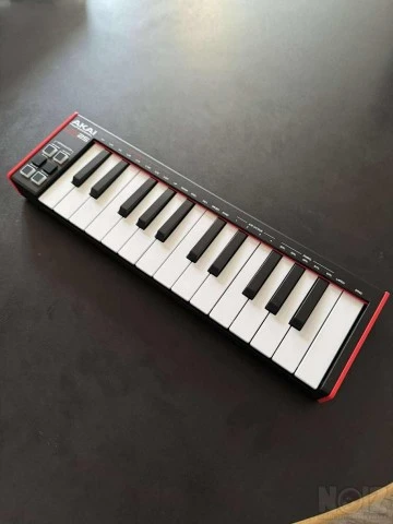 Akai Midi Keyboard LPK25-MK2