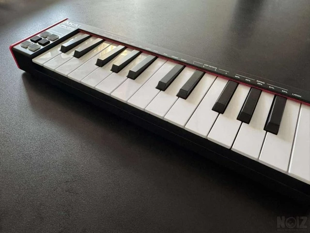 Akai Midi Keyboard LPK25-MK2
