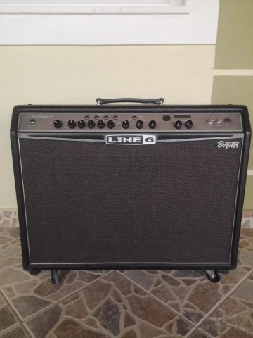 Line 6 Spider Valve MKii 212