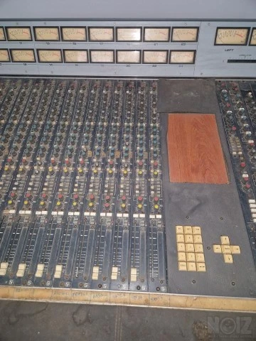 Souncraft TS12 Κονσόλα