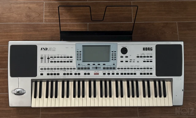 Αρμόνιο Korg Pa50 (+ θήκη + βάση)