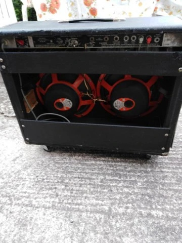 Fender135W ΜεγάφωναJBLΕργοστασίου
