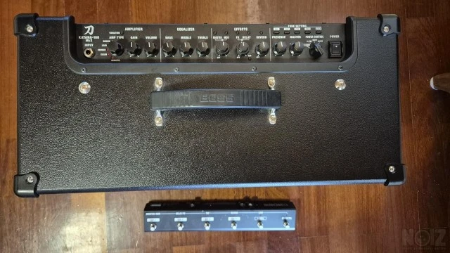Boss Katana 100 V2 + Footswitch + Cover