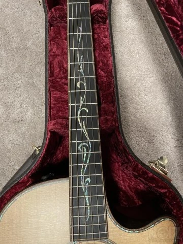 Taylor K14ce Koa Builder's Edition