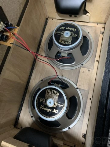 B-52 guitar cab 2X12