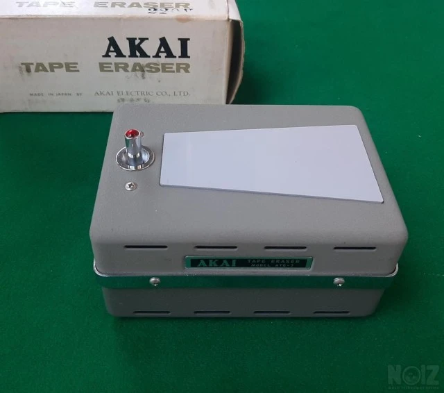 Vintage AKAI ATE-7 Electric Audio Tape E