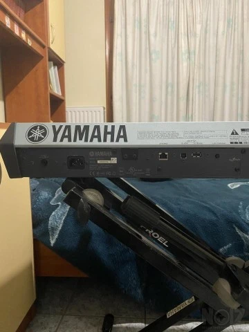 Yamaha motif xs6