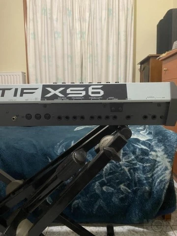 Yamaha motif xs6