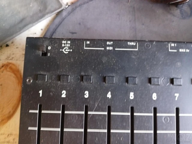 Κέντρον midi controller