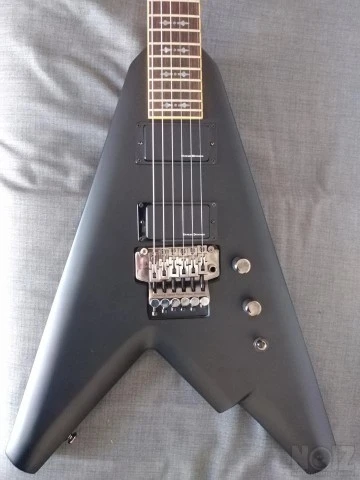 Schecter Stealth Black Flying V