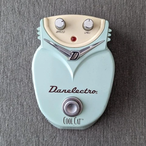 Analog Chorus Danelectro CoolCat