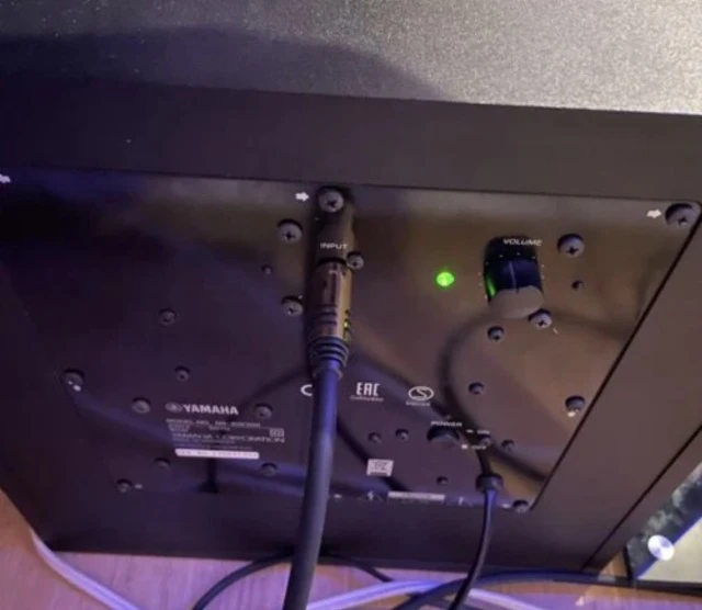 Yamaha NS-SW100 - Αυτοενισχυόμενο Subwoofer με Ηχείο 10" 100W Μαύρο