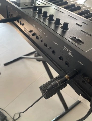 Roland FA 07
