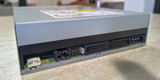  Pioneer DVR-109 DVD recorder
