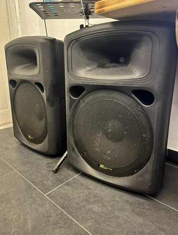 Παθητικά επαγγελματικά ηχεία Xtreme Europa Audio 15’ με ενισχυτή Peavey