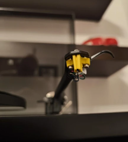 Rega (PLANAR) P3 - 2004 - UK
