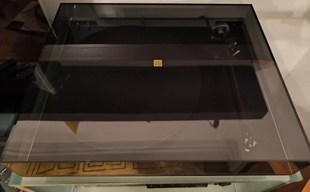 Rega (PLANAR) P3 - 2004 - UK