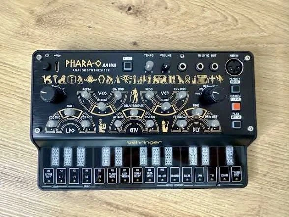 Behringer Phara-O mini / CME XKey 37+CME original Solar gigbag