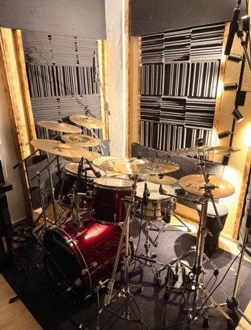 Ludwig Accent Combo Drum Set + Πιατίνια &amp; Βάσεις