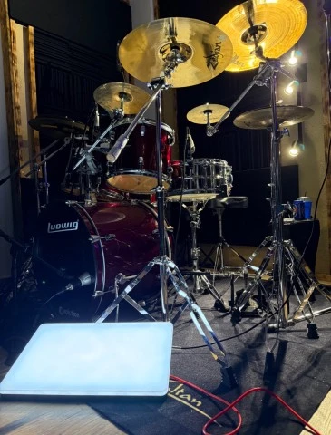 Ludwig Accent Combo Drum Set + Πιατίνια &amp; Βάσεις