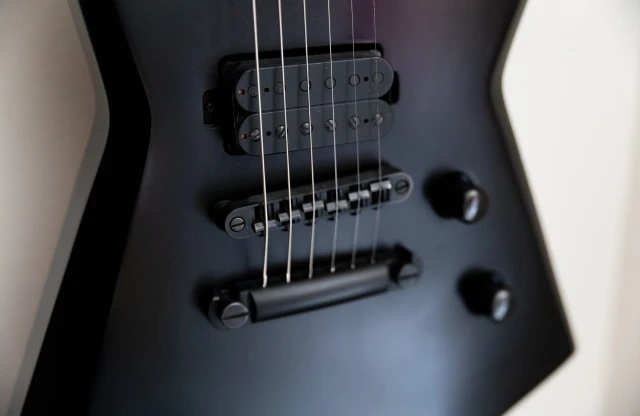Solar E2.6C Carbon Black Matte