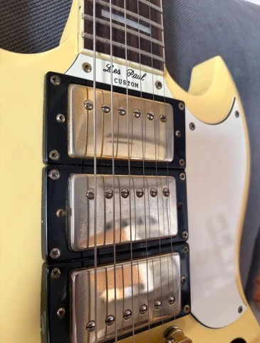Epiphone SG G-400 (Les Paul Custom)