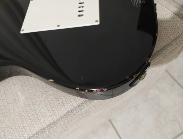 YAMAHA EG012
