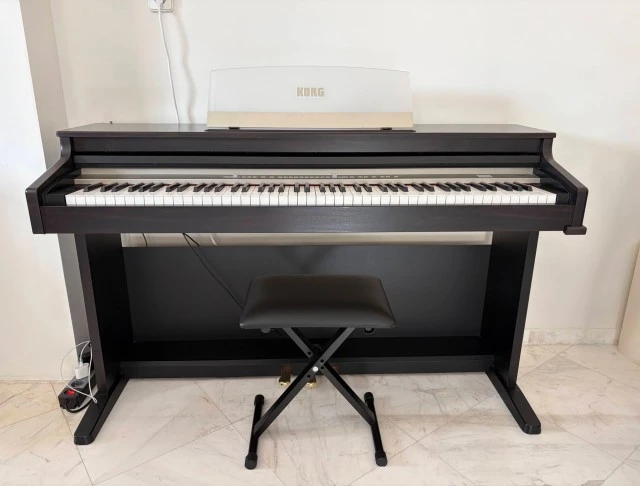 Korg EC350 Ψηφιακό Πιάνο 88 πλήκτρων με Hammer Action
