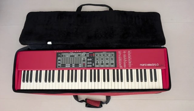 Nord Electro 3 73