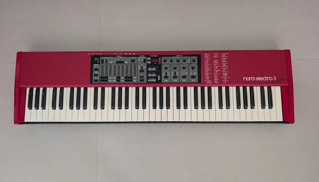 Nord Electro 3 73