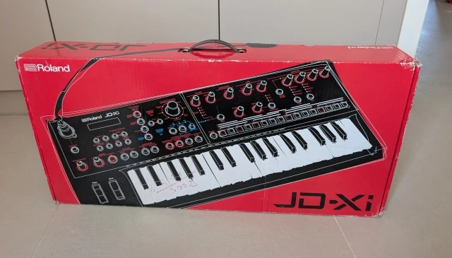 Roland JD-Xi