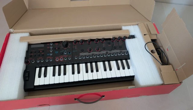 Roland JD-Xi