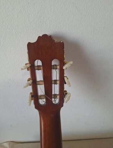 Κιθάρα Yamaha G-240 II Vintage 45 Ετών