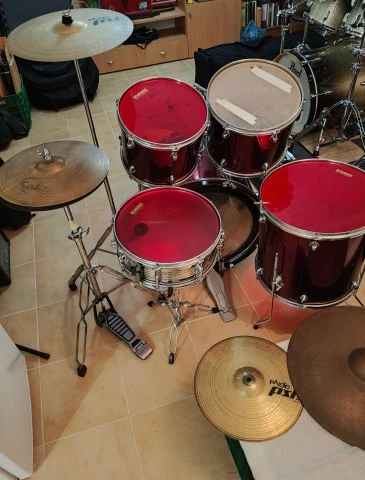Tornado Drum Set + Extras