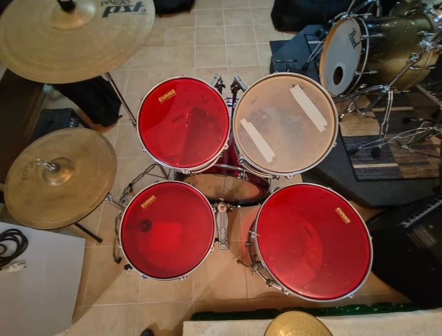 Tornado Drum Set + Extras