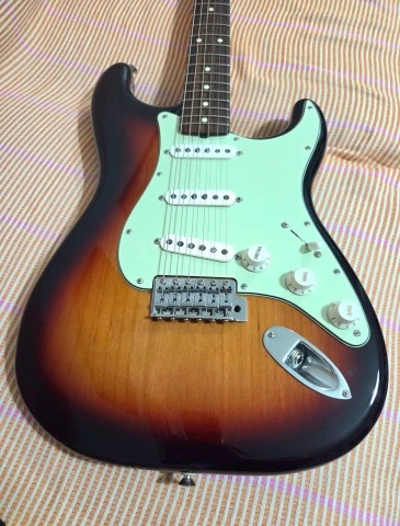 Fender Vintera ii 60s Stratocaster with mods, deluxe case and strap