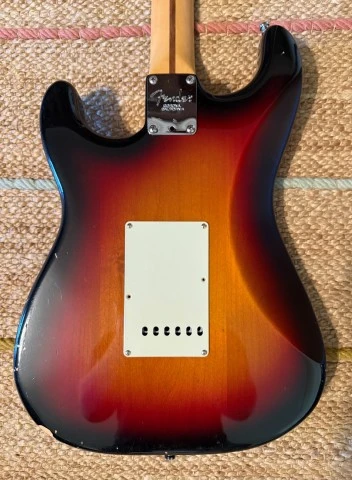 Fender American Stratocaster 2003 3-Color Sunburst