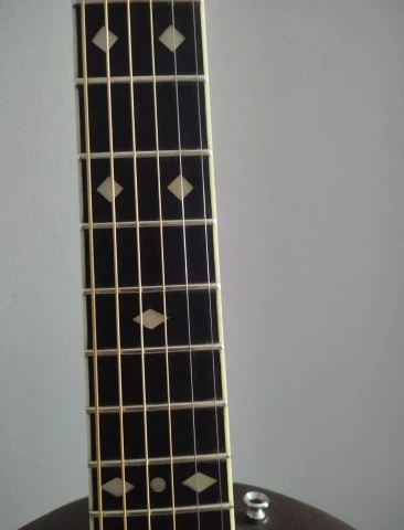Ovation Legend