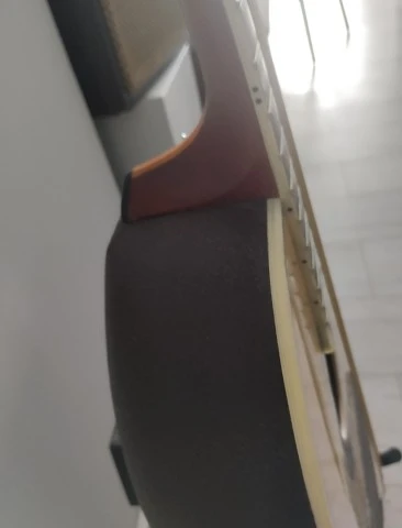 Ovation Legend