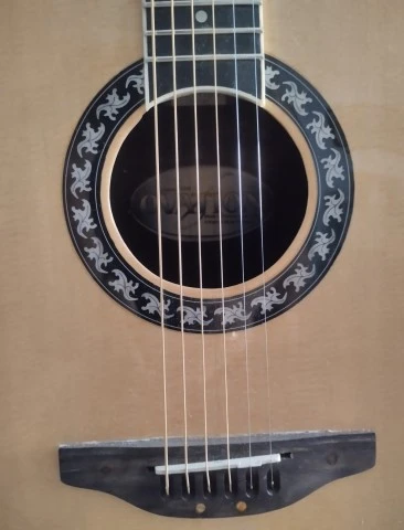 Ovation Legend