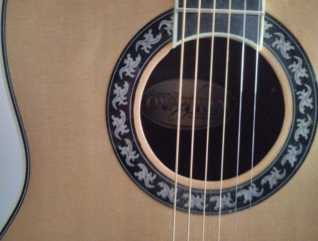 Ovation Legend