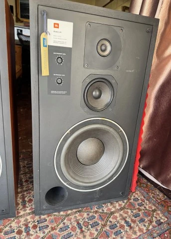 JBL Model L50