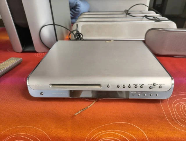 Σύστημα Home Cinema / Ηχητικό Σύστημα Sony DAV-SC8 5.1 με Subwoofer &amp; Τηλεχε