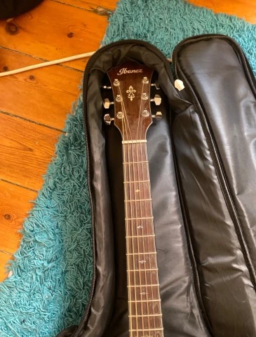 Ibanez electro acoutic folk